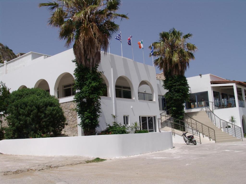 קפלוס Hermes Hotel מראה חיצוני תמונה